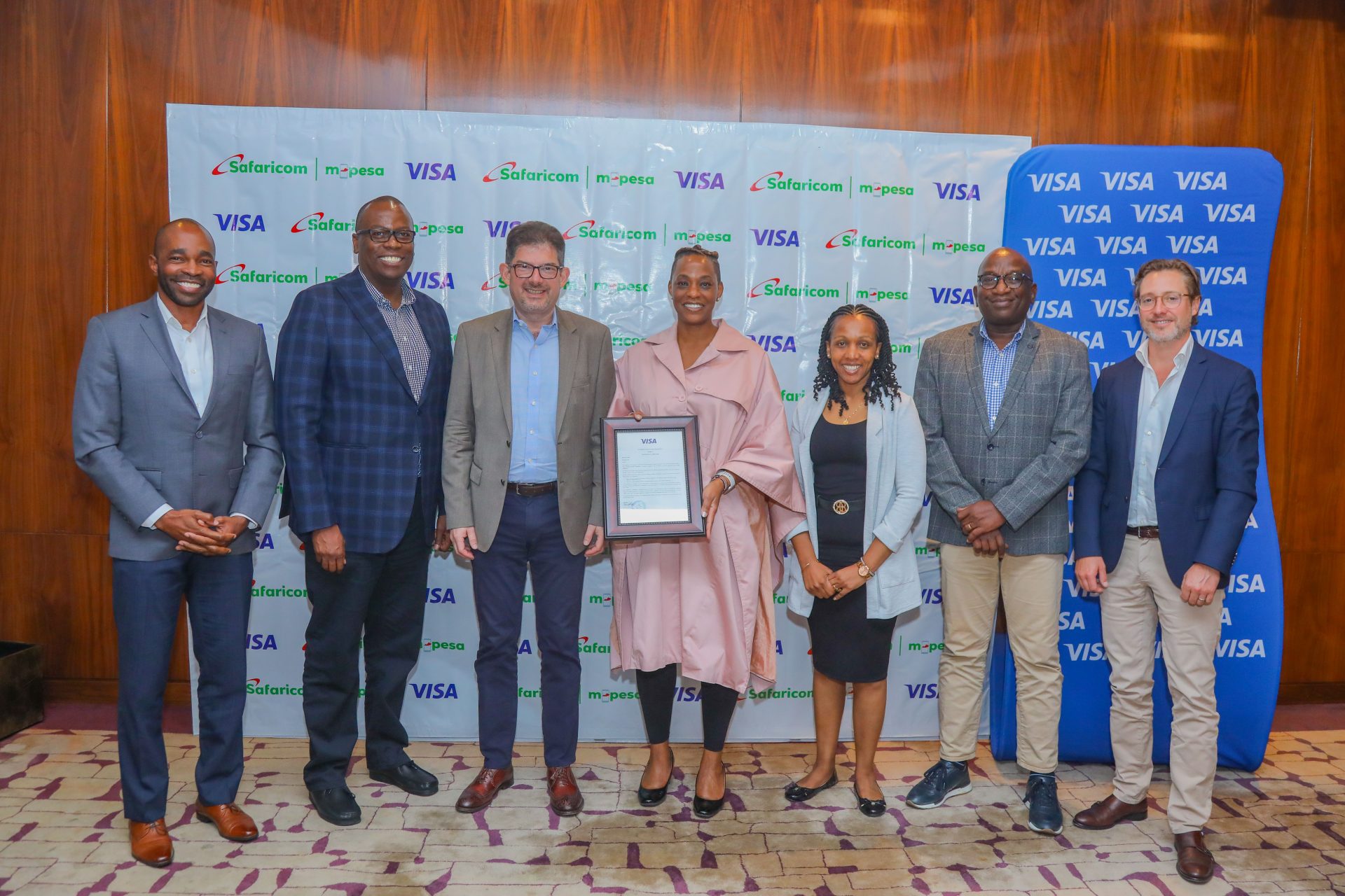 Visa Presents Payment Facilitator Certificate to Safaricom