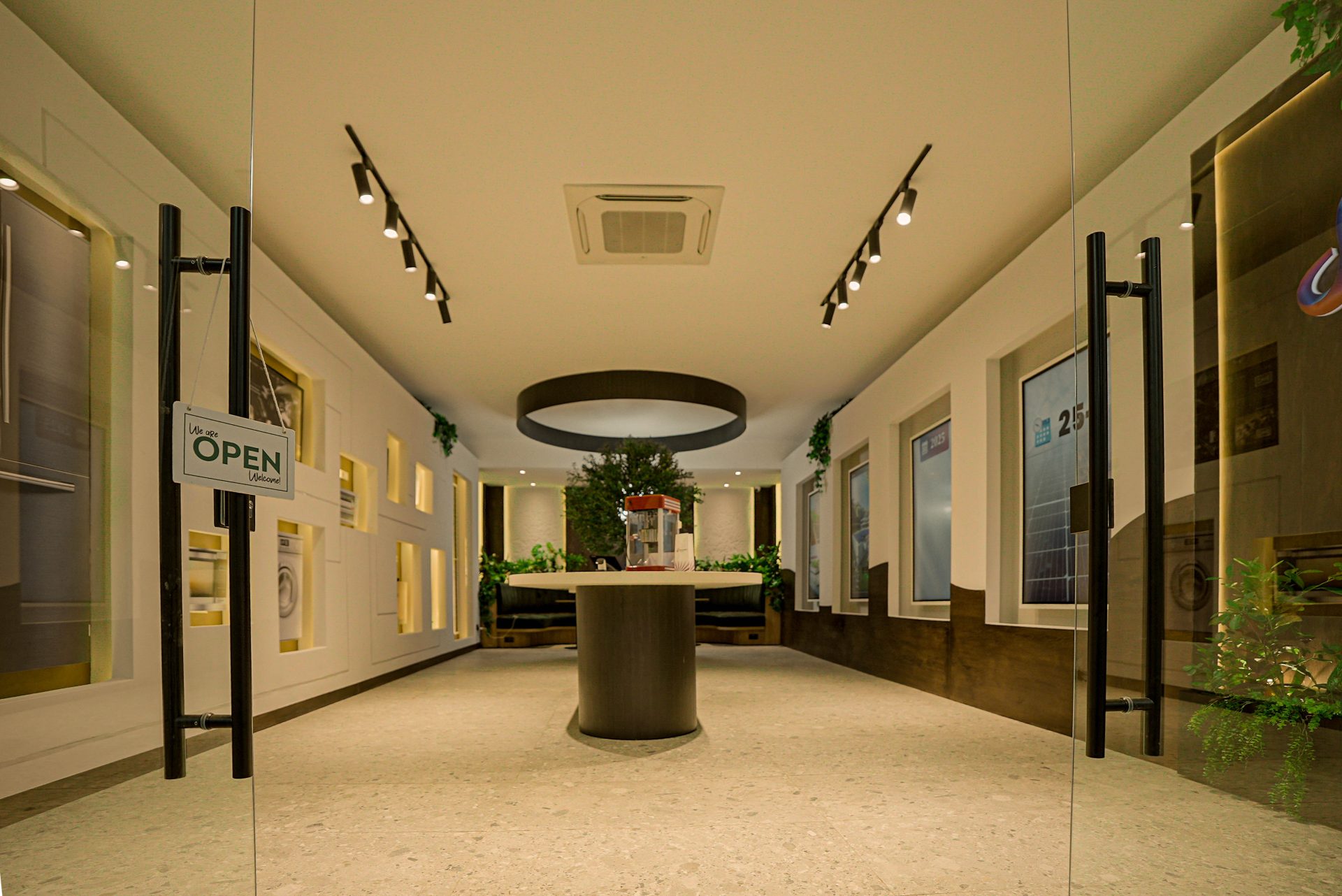 SpenoMatic Group Opens a Solar Interactive Centre at Sarit in Nairobi