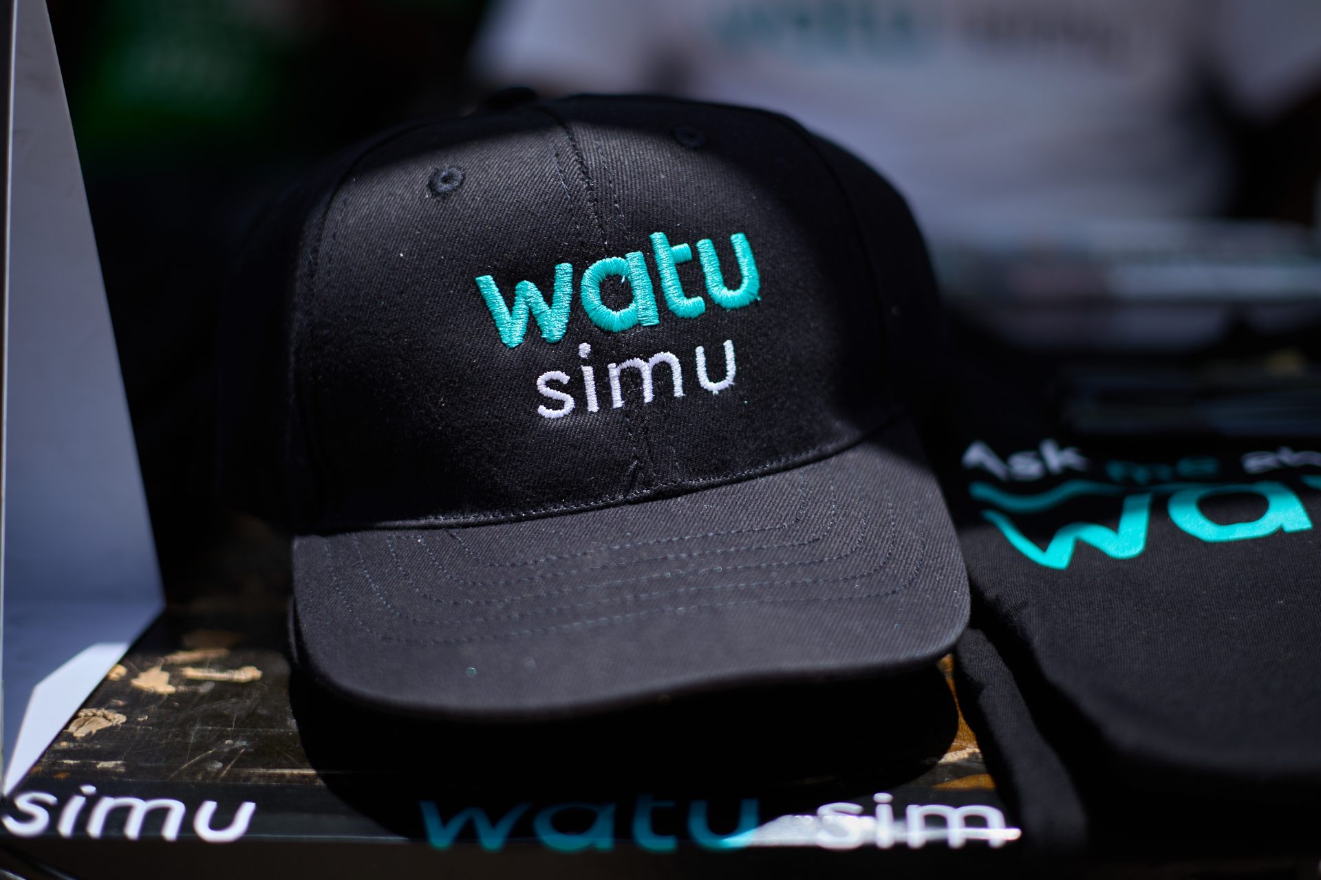 Built from the Ground Up: Kenyan Women Redefining Smartphone Retail 