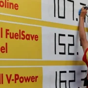 Oil Prices Rise as Trump Deadline on Iran Deal Fuels Market Anxiety