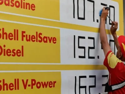 Oil Prices Rise as Trump Deadline on Iran Deal Fuels Market Anxiety